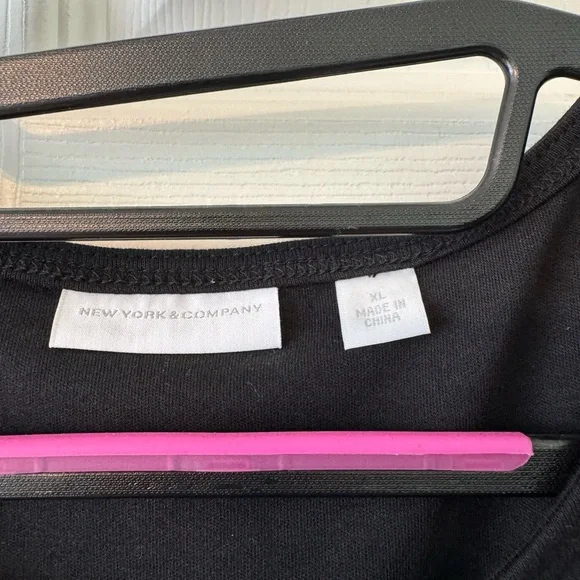 New York & Company Black Dress with White Hem, NWOT, size XL - Picture 2 of 5